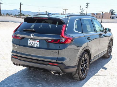 Certified 2025 Honda CR-V Sport image 6