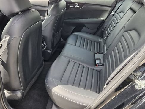 Used 2023 Kia Forte GT-Line w/ GT-Line Premium Package FWD image 11