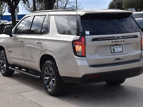 Used 2021 Chevrolet Tahoe Z71 w/ Z71 Signature Package image 10