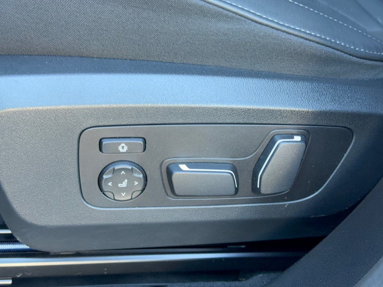 Certified 2026 BMW X3 xDrive30i AWD/4WD image 16