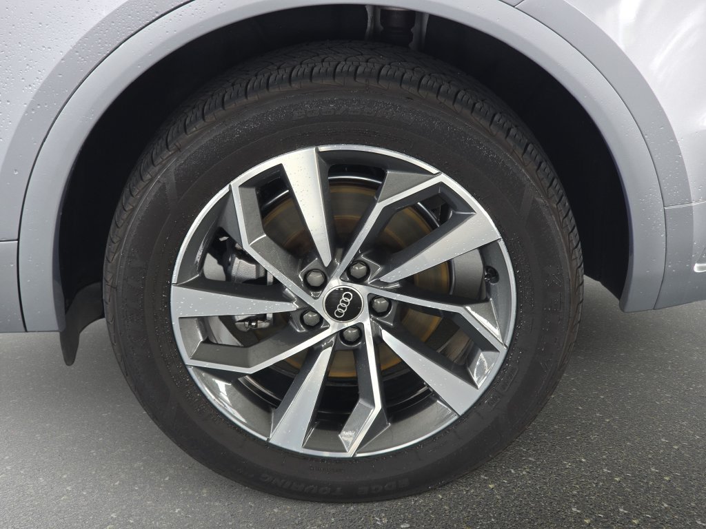 Used 2023 Audi Q5 2.0T Premium Plus w/ Premium Plus Package AWD/4WD image 29