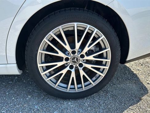 Used 2025 Mercedes-Benz CLA 250 image 10