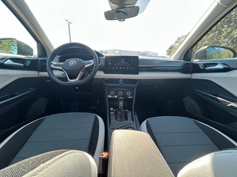 New 2026 Volkswagen Taos S image 10