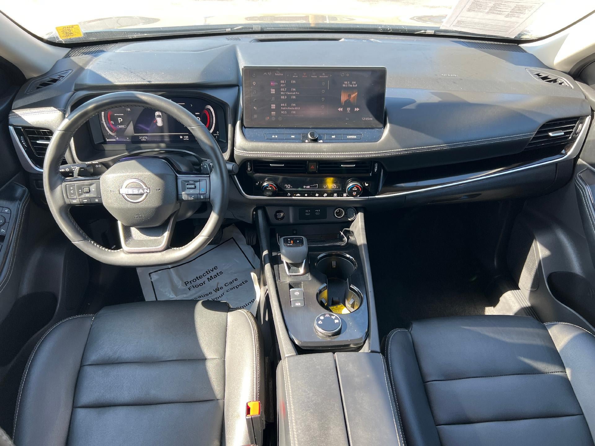 Used 2026 Nissan Rogue SL AWD/4WD image 14