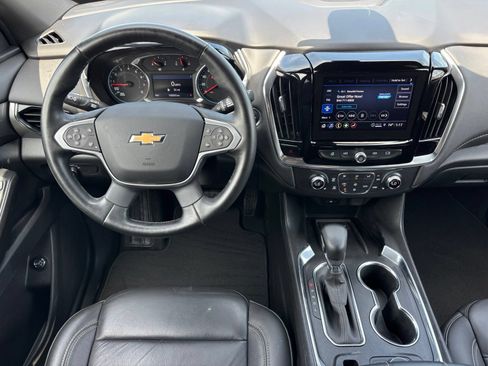 Used 2023 Chevrolet Traverse LT AWD/4WD image 18