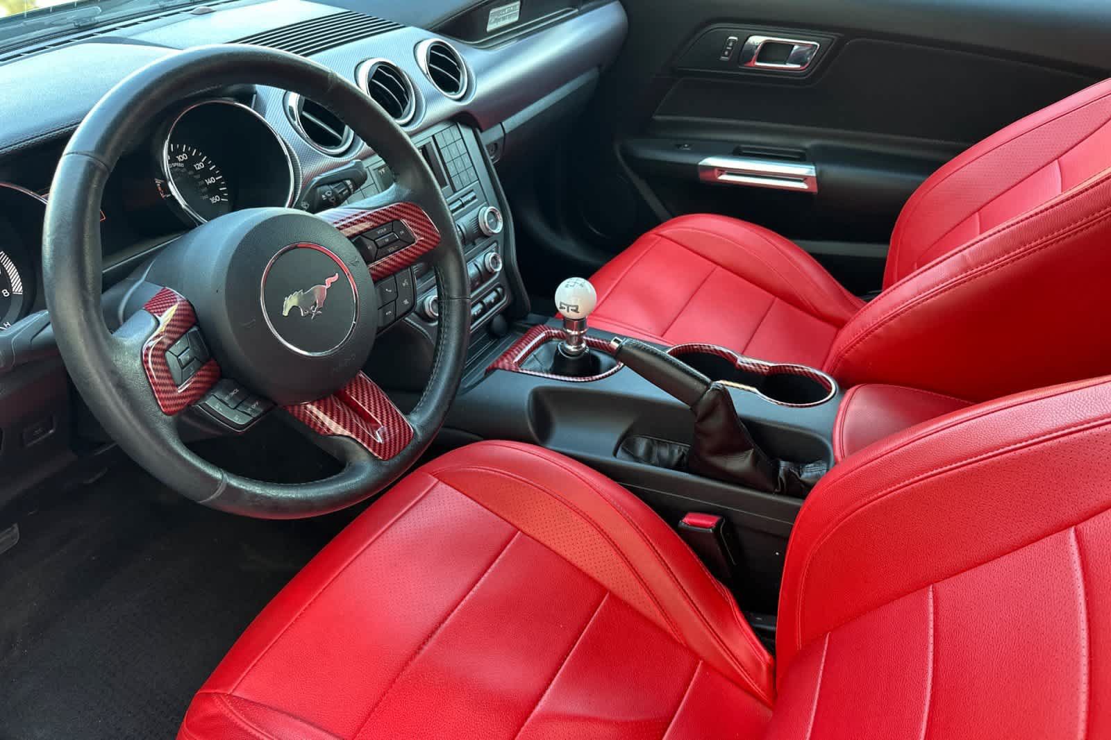 Used 2017 Ford Mustang GT RWD image 12