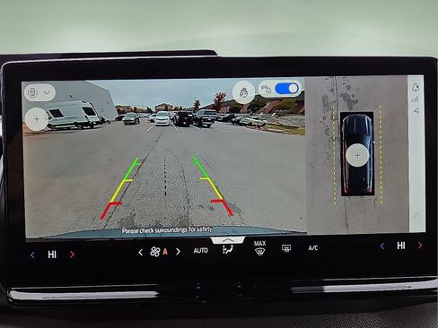 New 2025 Ford Expedition Active image 18