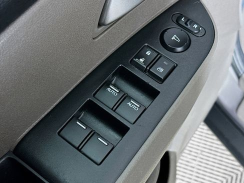 Used 2013 Honda Odyssey EX image 18