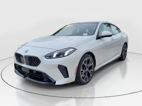 Used 2025 BMW 228i xDrive AWD/4WD image 3