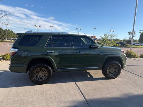 Used 2022 Toyota 4Runner Limited AWD/4WD image 13