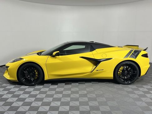 New 2025 Chevrolet Corvette Z06 image 14