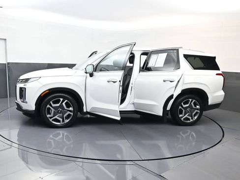 Used 2024 Hyundai Palisade SEL FWD image 33