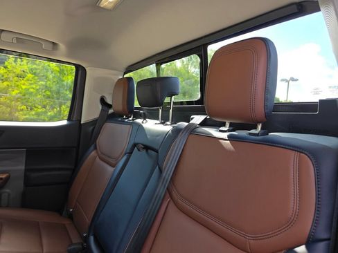 Used 2022 Ford Maverick Lariat w/ Lariat Luxury Package AWD/4WD image 20