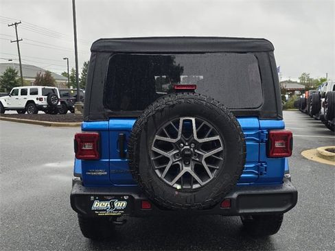 New 2025 Jeep Wrangler Sahara image 14