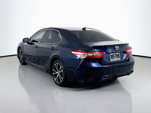 Used 2020 Toyota Camry SE image 7