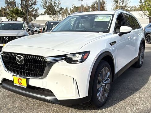 New 2026 MAZDA CX-90 Plug-In Hybrid w/ Preferred image 7