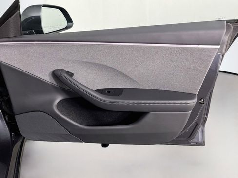 Used 2024 Tesla Model 3 Standard Range RWD image 33