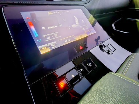 Used 2025 INFINITI QX80 Luxe image 50