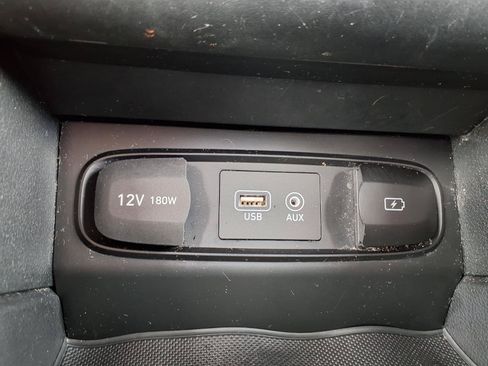Used 2020 Hyundai Santa Fe SE w/ Cargo Package FWD image 11