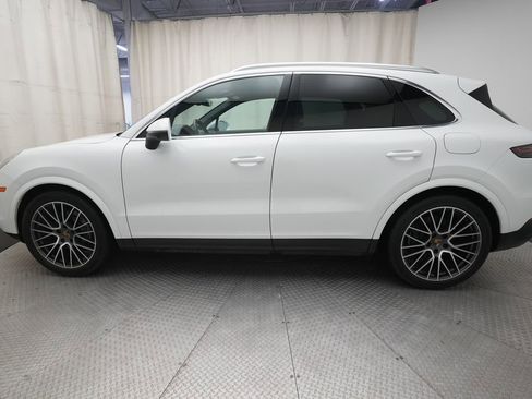Certified 2021 Porsche Cayenne E-Hybrid AWD/4WD image 8