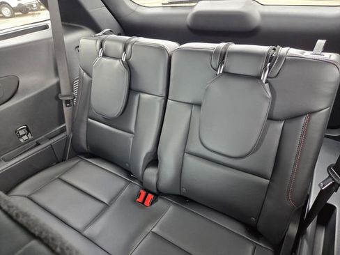 New 2026 Ford Explorer ST-Line w/ ST-Line Street Pack RWD image 15