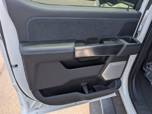 New 2026 Ford F250 Platinum AWD/4WD image 12