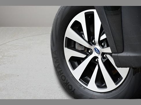 Certified 2023 Subaru Outback Premium AWD/4WD image 11
