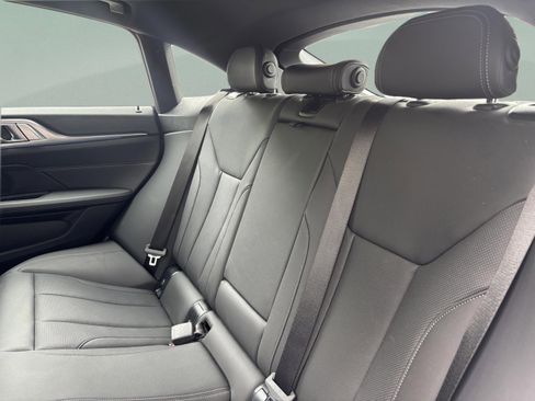 Used 2023 BMW i4 eDrive35 w/ Premium Package RWD image 17