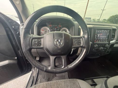 Used 2018 RAM 1500 Big Horn AWD/4WD image 15