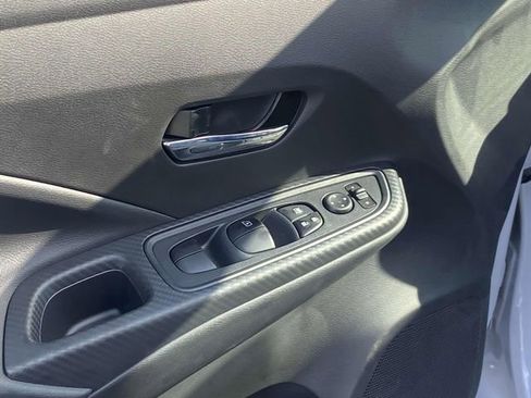 New 2025 Nissan Versa SV w/ Trunk Package image 12