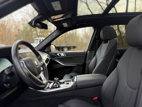 Used 2021 BMW X5 xDrive40i w/ Premium Package image 15