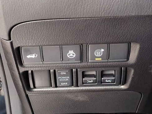 Used 2024 INFINITI QX80 Sensory image 30