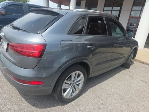 Used 2017 Audi Q3 2.0T Premium w/ Convenience Package FWD image 3
