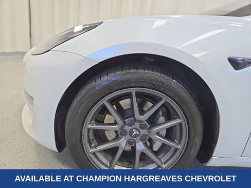 Used 2022 Tesla Model 3 Long Range image 41