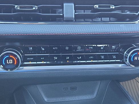 New 2026 Chevrolet Equinox RS w/ Convenience Package III image 32