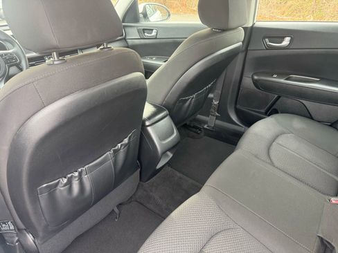 Used 2018 Kia Optima LX w/ 17" Alloy Wheels Package image 18