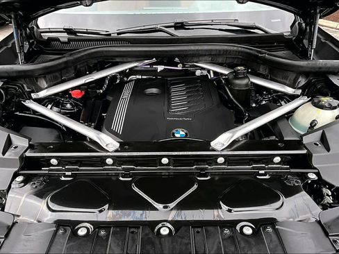 Used 2023 BMW X5 xDrive40i w/ Executive Package image 34