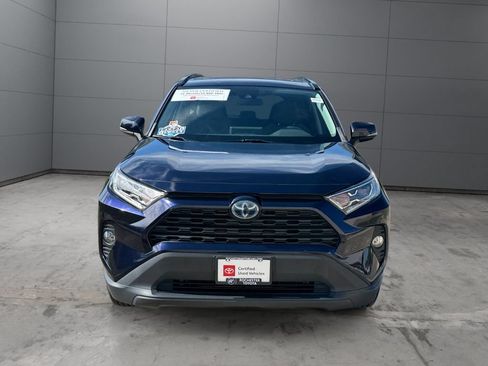 Certified 2019 Toyota RAV4 XLE w/ Convenience Package AWD/4WD image 8