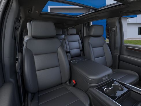 New 2026 Chevrolet Tahoe Z71 AWD/4WD image 16