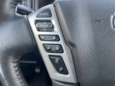 Used 2024 Nissan Titan SV w/ SV Convenience Package image 20