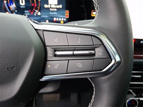 Certified 2026 Chevrolet Traverse Z71 w/ Enhanced Driving Package image 25