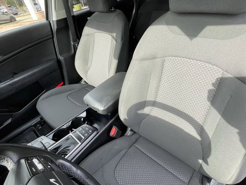 Used 2026 Kia Sportage LX image 21