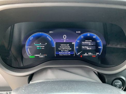 Used 2025 Toyota Sienna Platinum image 33