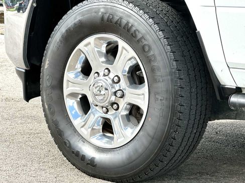 Used 2024 RAM 3500 Big Horn AWD/4WD image 11
