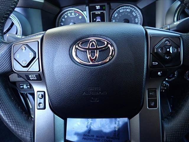 Used 2021 Toyota Tacoma TRD Off-Road AWD/4WD image 20