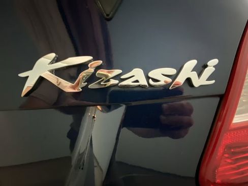 Used 2011 Suzuki Kizashi Sport SLS FWD image 25