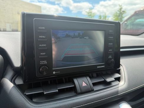 Certified 2021 Toyota RAV4 XLE w/ Convenience Package AWD/4WD image 20