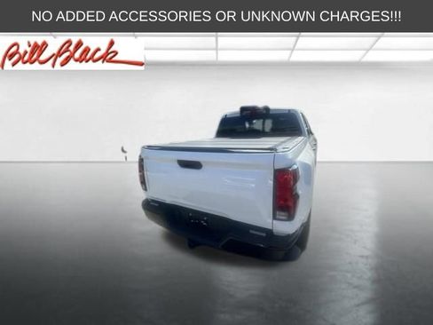 Used 2023 Chevrolet Colorado W/T AWD/4WD image 6