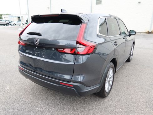 Used 2023 Honda CR-V EX image 4