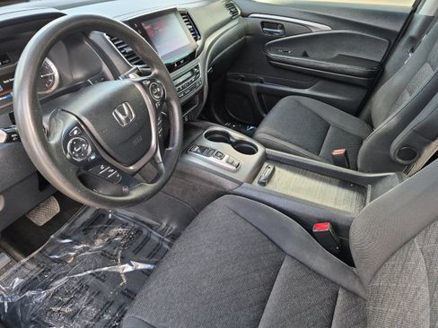 Used 2022 Honda Ridgeline Sport image 9